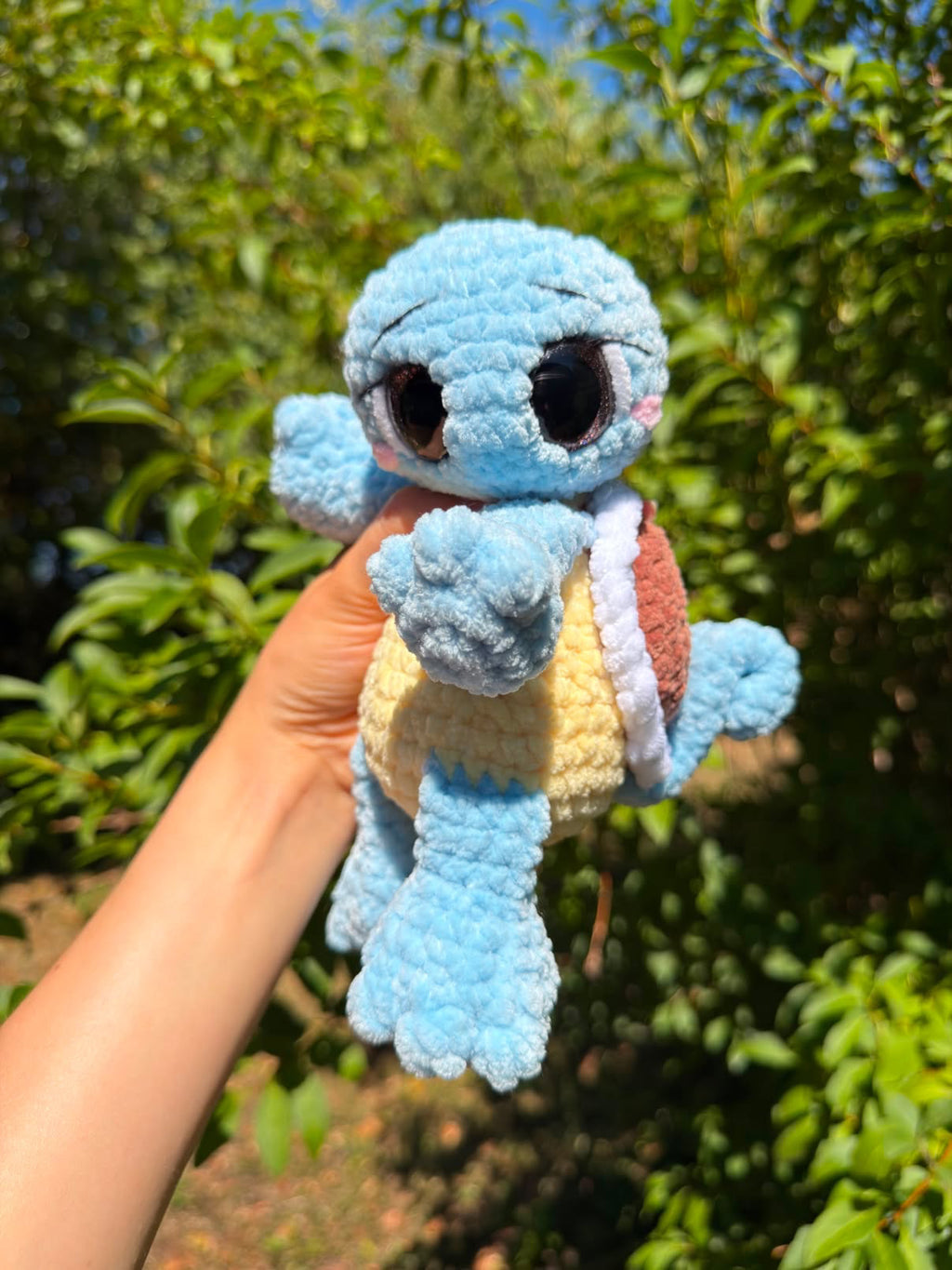 Low sew Monster huggies Crochet Pattern: 6-in-1 pocket pal monsters.