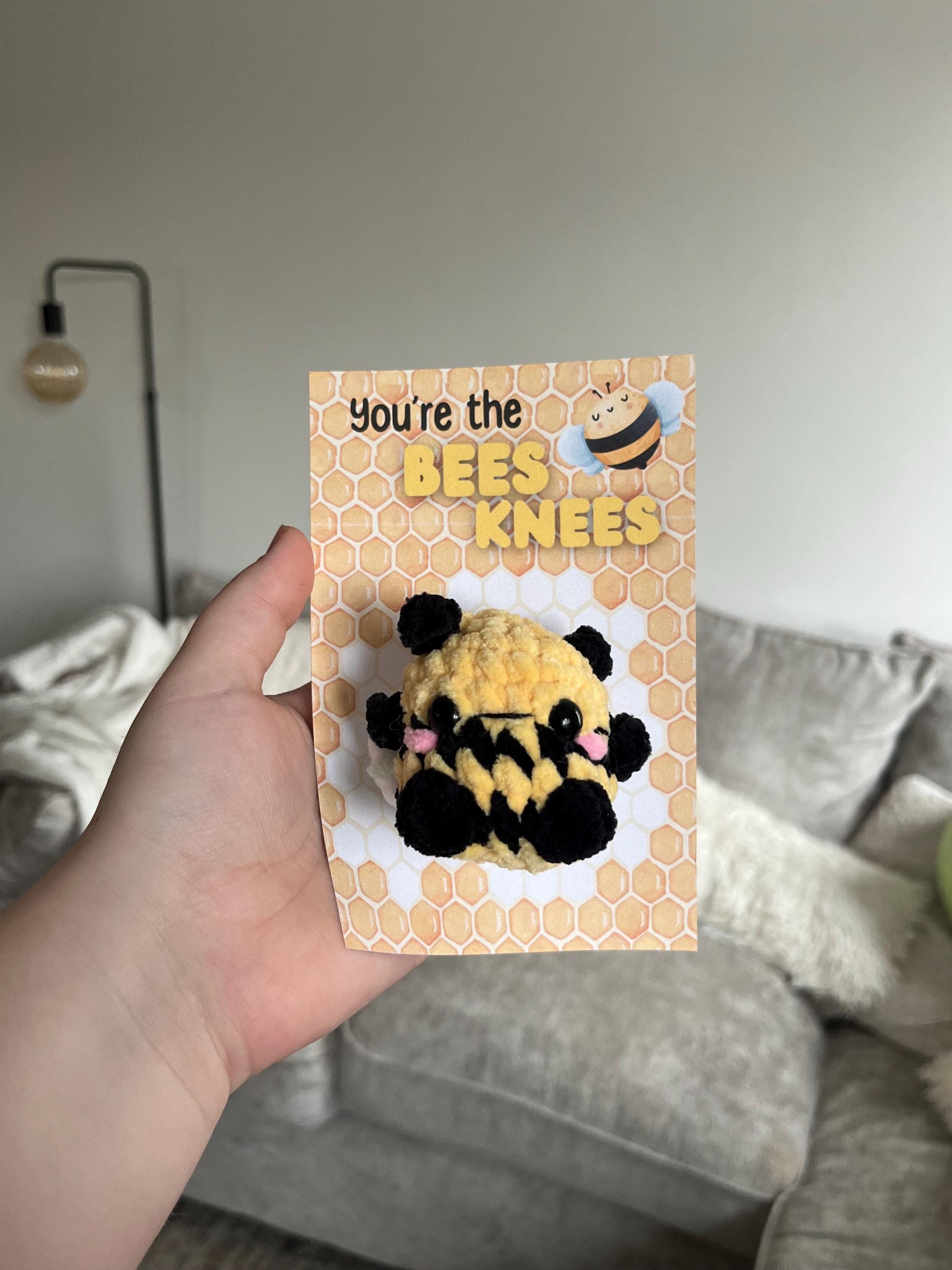 Mini pocket pals crochet pattern, mini crochet patterns, crochet market pattern, small patterns crochet, duck crochet, shark crochet