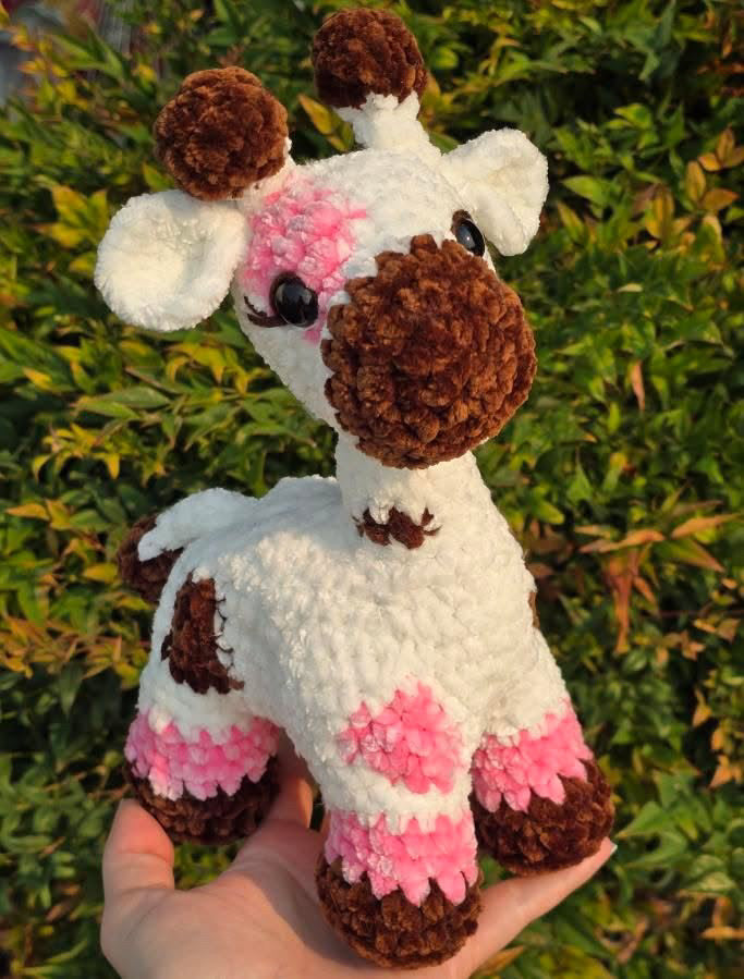 Low sew giraffe- pdf PATTERN