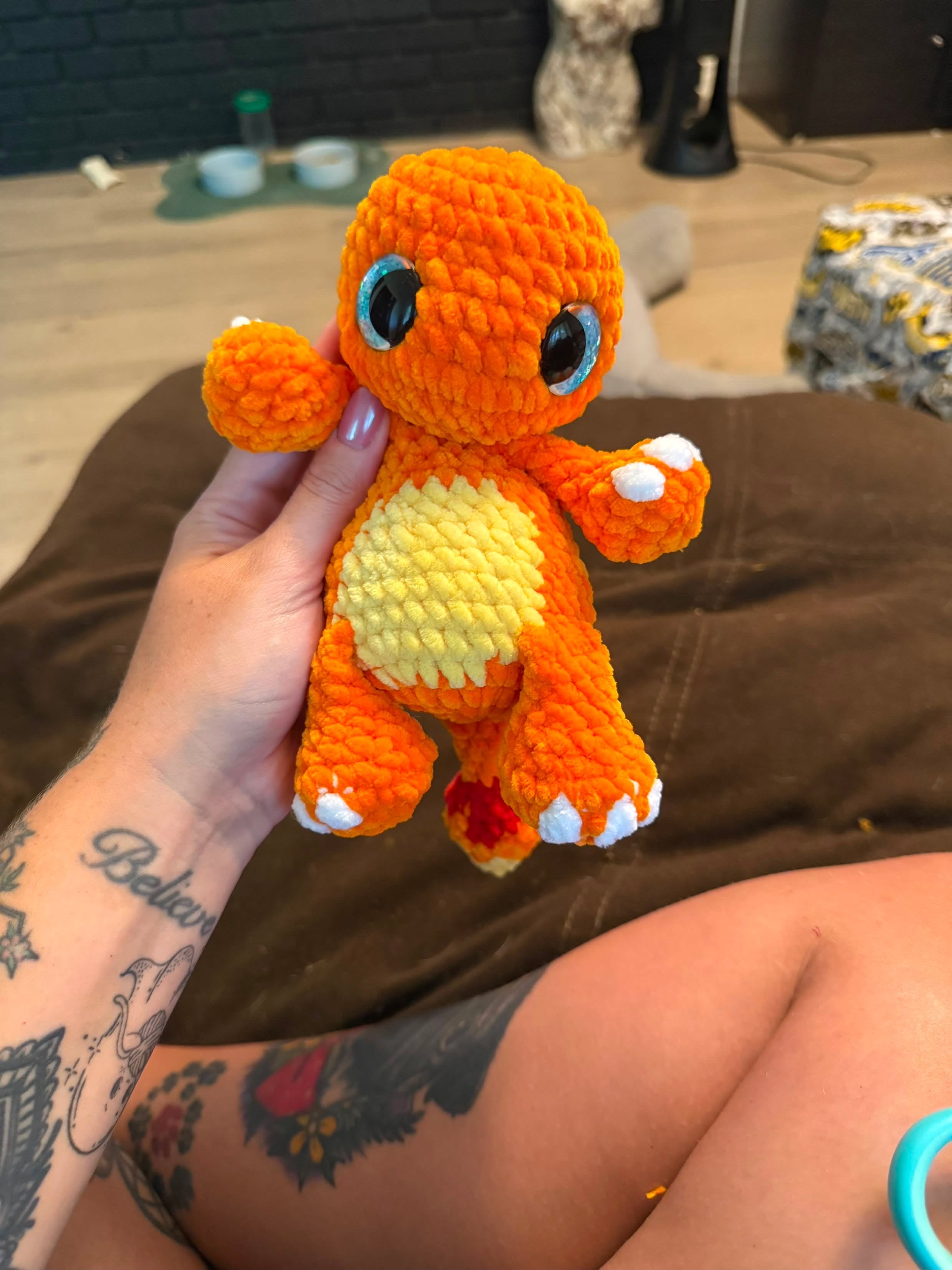 Low sew Monster huggies Crochet Pattern: 6-in-1 pocket pal monsters.