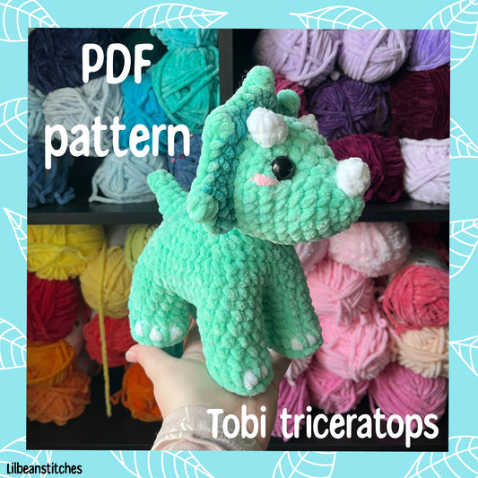 Crochet triceratops pattern, crochet dinosaur pattern, Dino crochet pattern, crochet tutorial, crochet pattern dinos, dinosaurs, dino plush